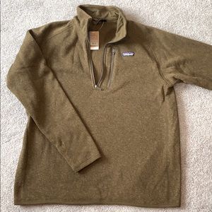 Men’s Patagonia fleece pullover